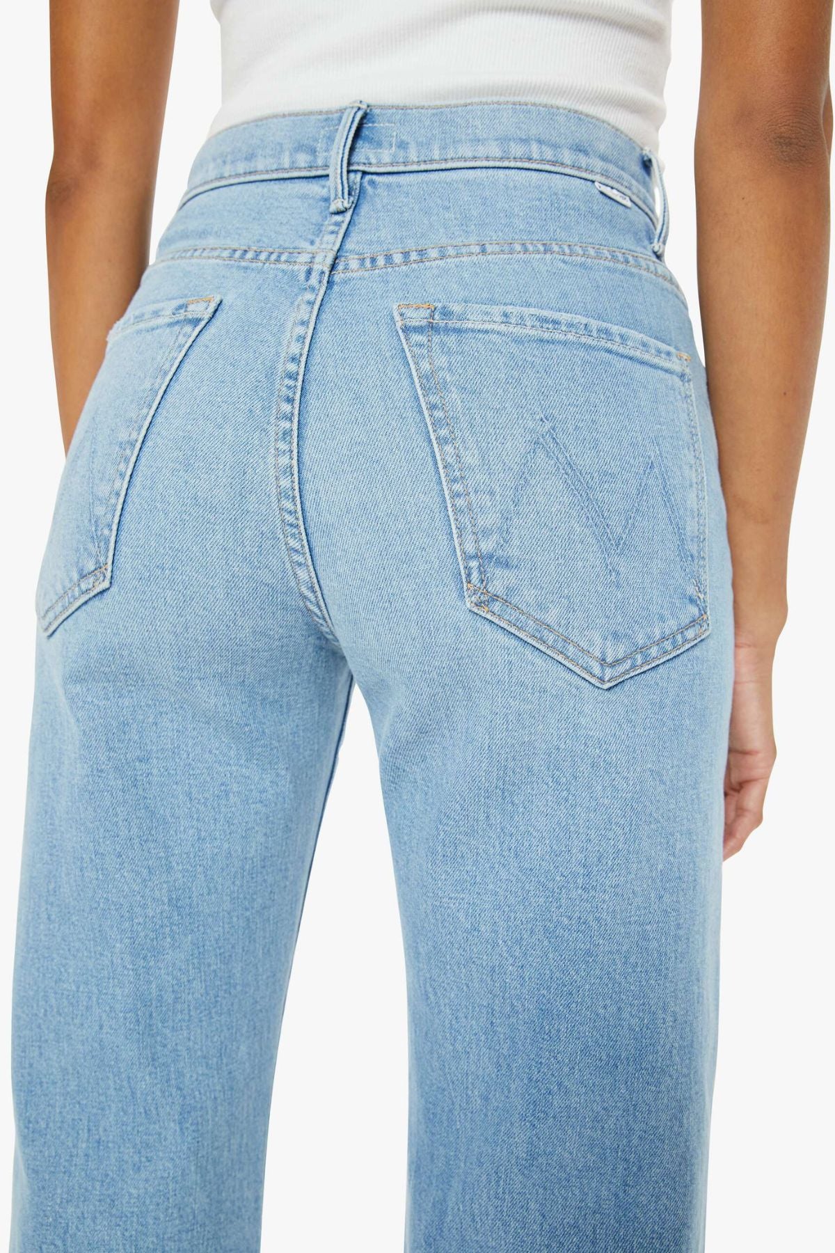 MOTHER The Lasso Sneak Jeans - Ivy League Cowboy