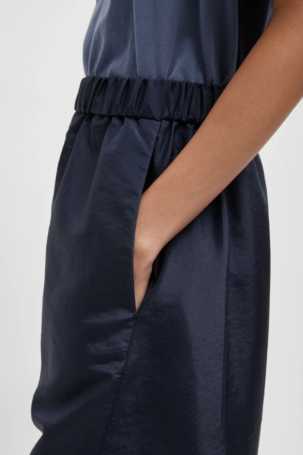 Tibi Crispy Nylon Winslow Pant - Navy