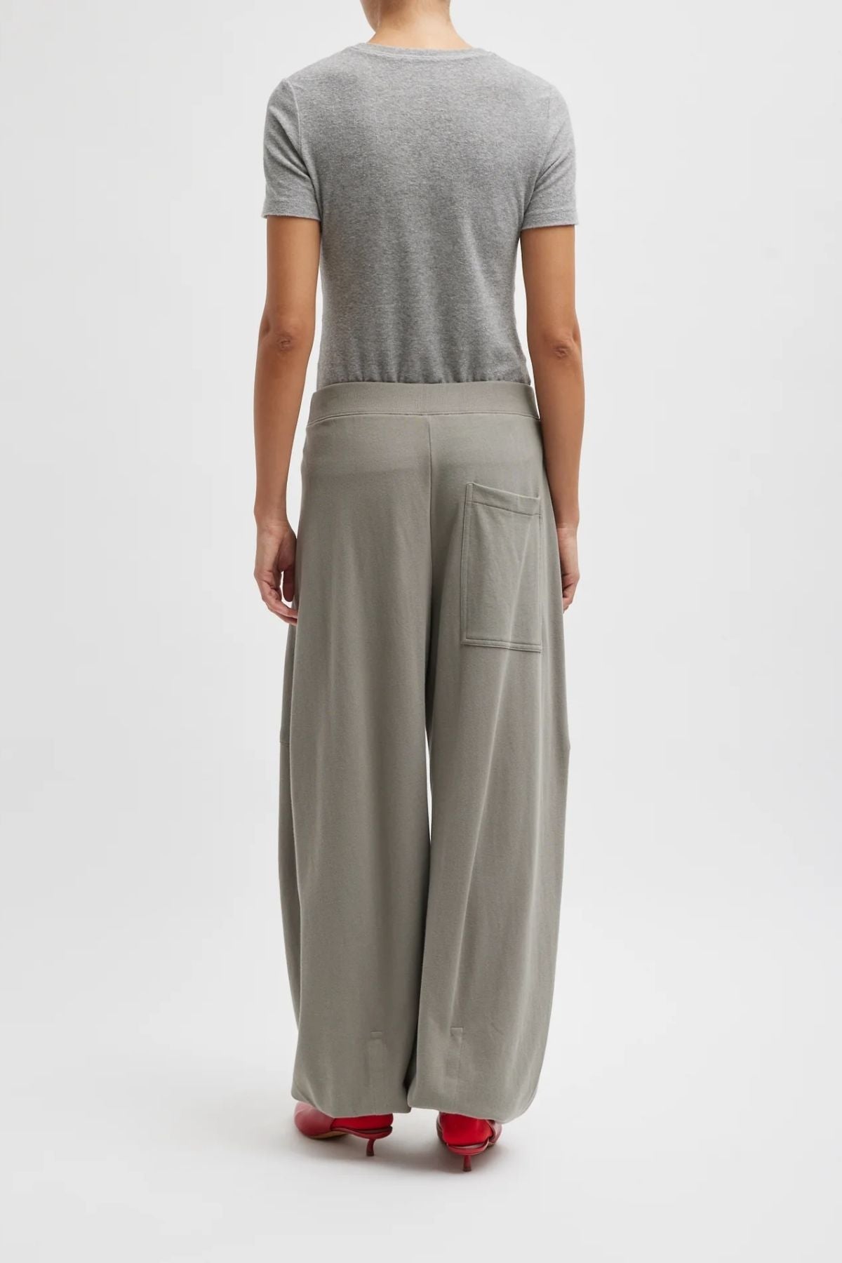 Tibi Light Weight Sweatshirting Winslow Pant - Dark Stone